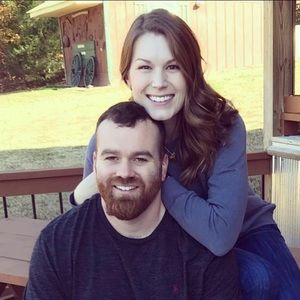 Meet your Posher, Lara